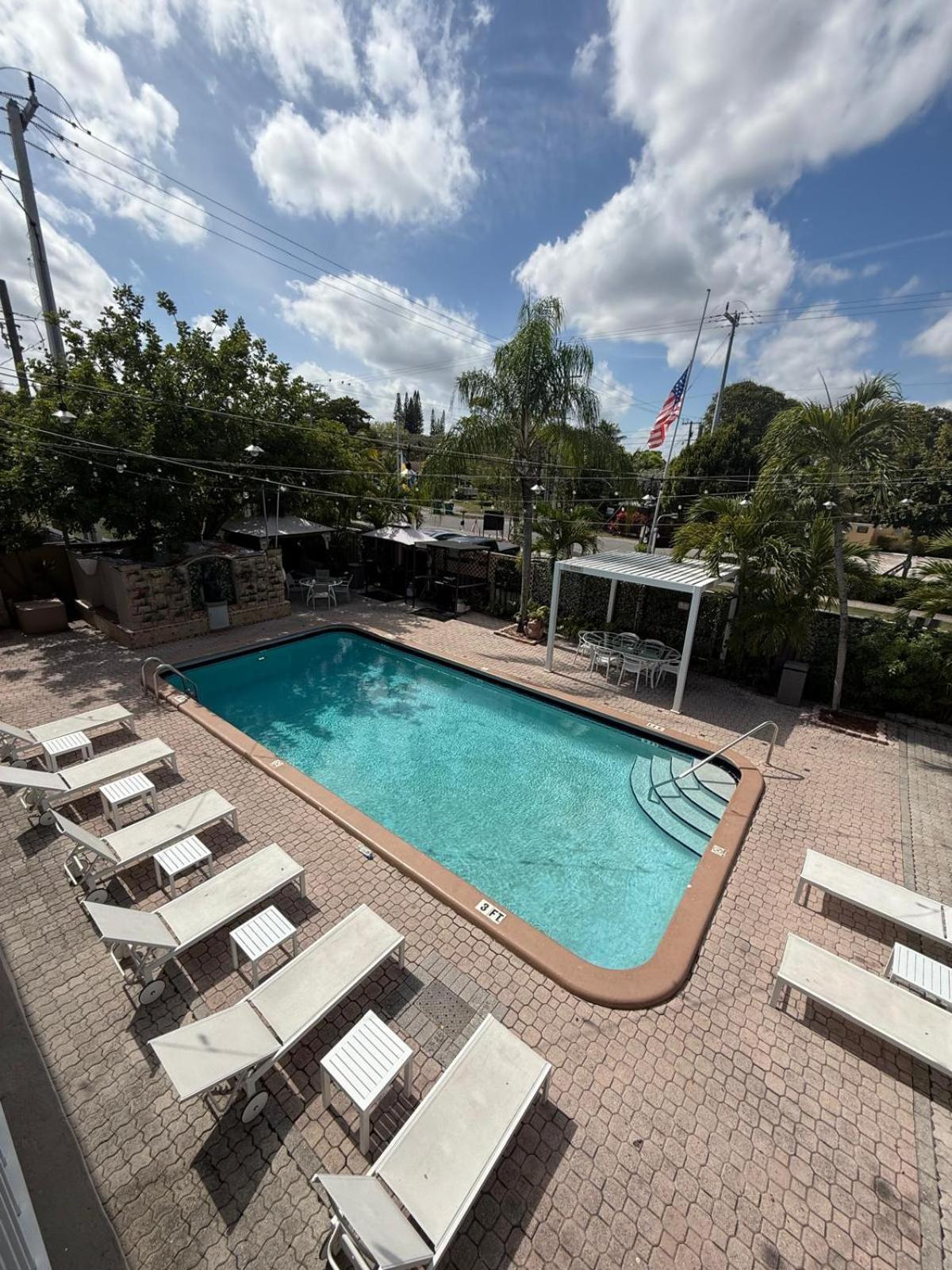 Sheridan Guesthouse Dania Beach Eksteriør billede